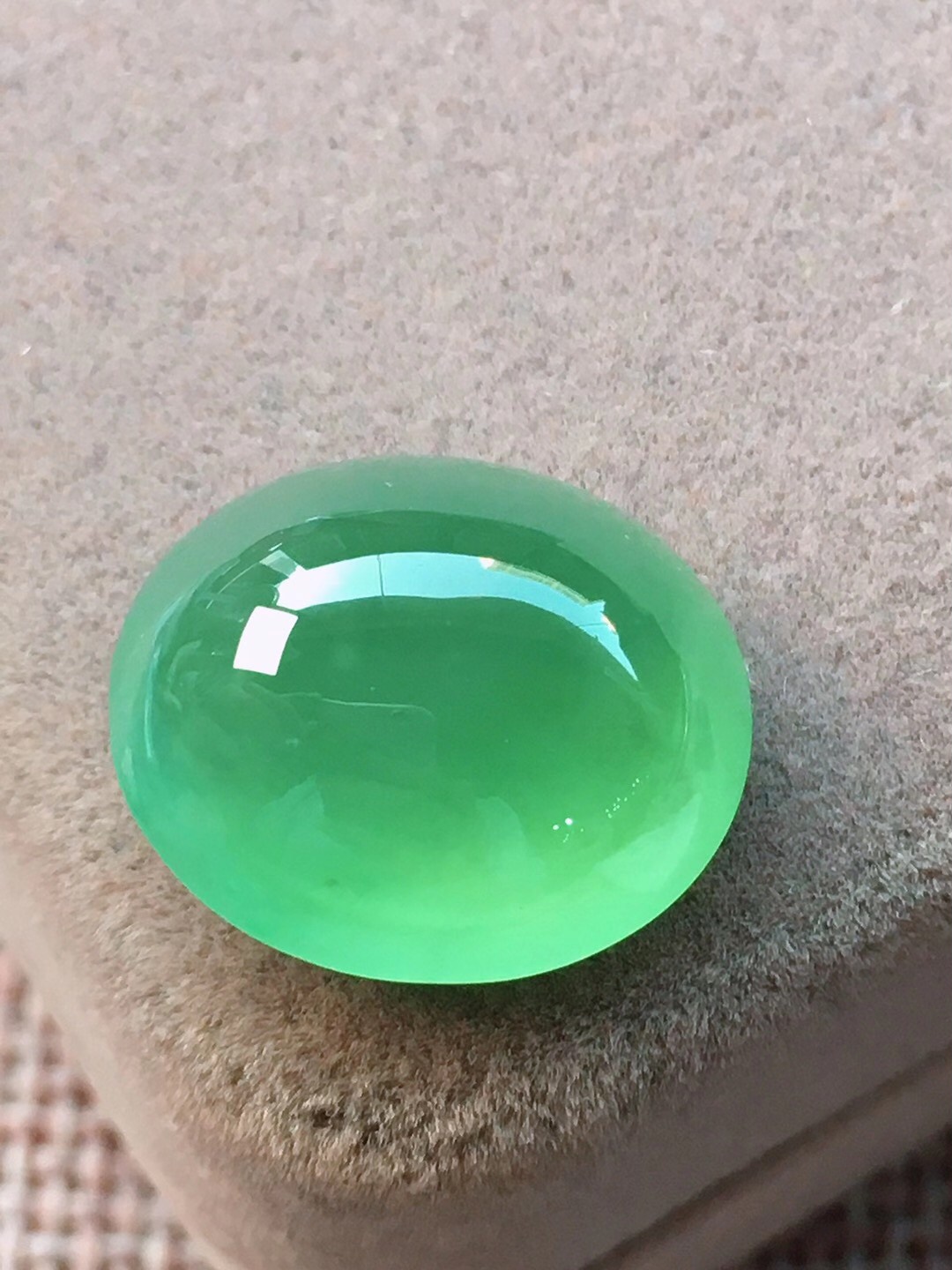 天然A货翡翠蛋面产品图